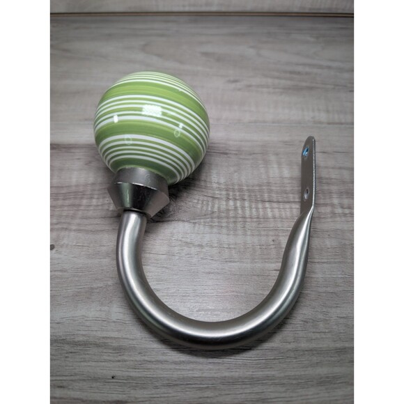 Lot of 8 Pottery Barn Green and White Swirl Curtain Finials + Drapery Tie Backs - Picture 14 of 14